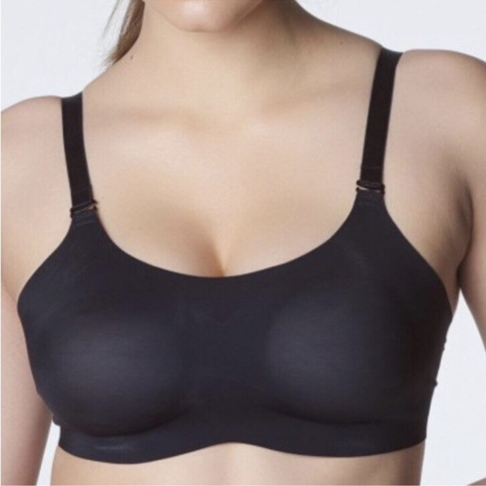 NWT Knix Evolution Wireless Reversible Black / Tan Size 5 (36-40 CD ) Bra